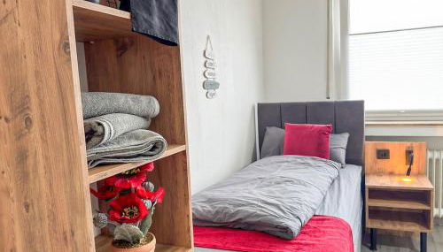 Serviceroom24 - Apartment 3 in Gladbeck WLAN - Smart-TV - 24-7 Check-in und Küche - Foto 4, towels