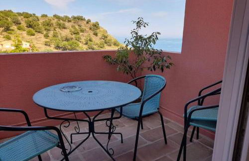 T2 appartment with sea view and swimmimg pool. - Foto 1