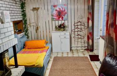 Ferienwohnung mit Wintergarten, Terrasse und Parkplatz - Foto 12