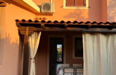 Villetta MP casa sviluppata su due piani con doppia veranda e parcheggio privato - Foto 2