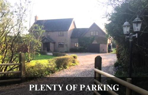 The Fortis House, Bournemouth, with Swimming Pool and Hot Tub Jacuzzi - Foto 4