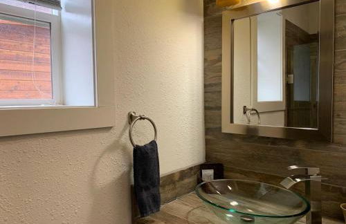 Native Spirit Cabin at Base Camp - Foto 3