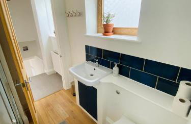 Beautiful 2 bed end terrace Victorian town house - Foto 4