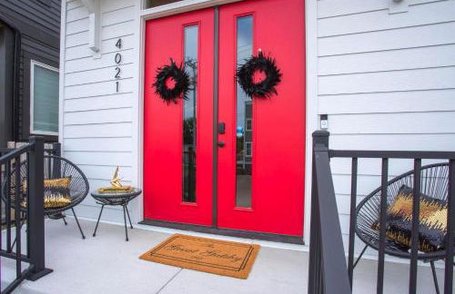 Rooftop Deck Hot Tub Fire pit Sleeps 10 - Foto 47