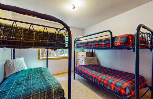 Happy Family Cozy Cabin - Photo 23