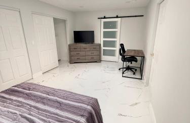 Luxurious 3 bedrooms 2 bath Ultimate Beach Life! 5 min walk to beach! - Foto 19