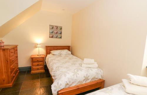 Llwyngwinau Isaf Barn - Foto 18