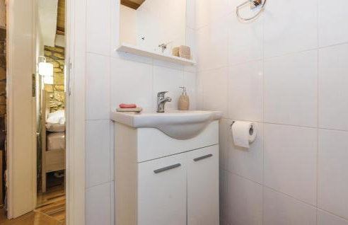 4 Bedroom Pet Friendly Home In Drnis - Foto 32