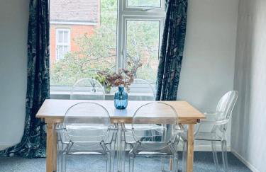 Central Upton Upon Severn 2 bedroom property sleeps 6 - Foto 14