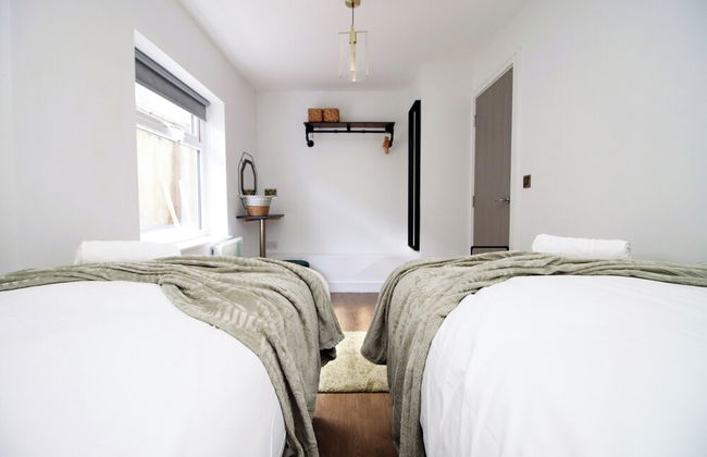 North Road New Luxe Flats with Parking - Foto 12