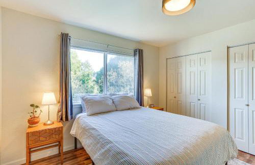 Airy Fortuna Apartment with Deck! - Foto 15