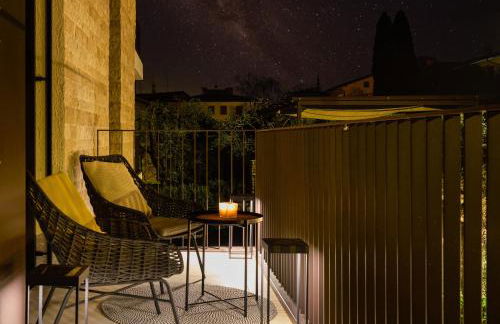 SalvatoreHomes - Luxurious Dreamview Waterfront Apartment in Torri del Benaco with Pool - Casa Azura - a 5 Star Luxury Collection at Lake Garda - Foto 28