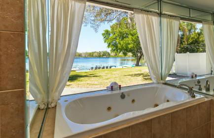 Lakefront Retreat - Boat - Fish - Close to all Orlando Parks - Disney - Universal - SeaWorld - Foto 18