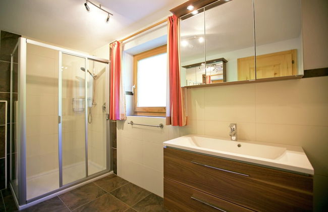 Gorgeous Chalet with Hot Tub in Tyrol - Foto 33