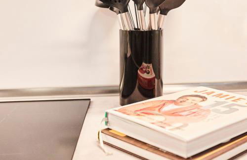 OLIVE Apartments - 3x Kingsize Bedrooms - Free Parking - Foto 18