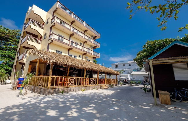 Tropicana Condominiums - Foto 39