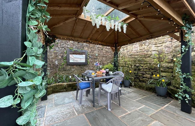 Beautiful 2-bed Cottage in Heysham Village - Foto 20