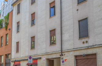 Milan Central Penthouse with Terraces, Jacuzzi & Garage - Foto 23