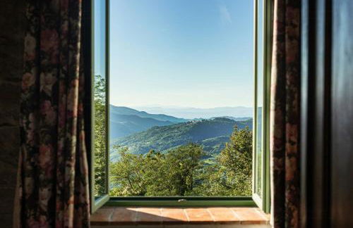 Historic Apartment In Tuscan Village - Photo 21