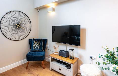 Stylish-Stays The Sanctuary, Stow-on-the-Wold -Luxurious Stylish, Grade II Listed Church conversion Workspace, centrally located - Foto 3