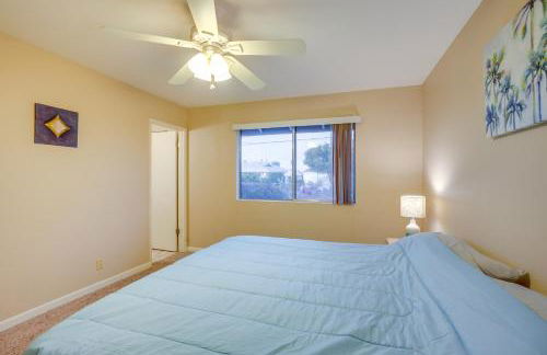 Patio and Yard Sun City Home Near Casinos - Foto 16