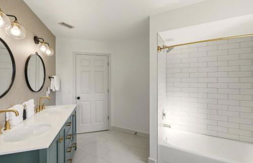 Pickleball, Htd Pool, Mini-Golf | 10 min to beach - Foto 48