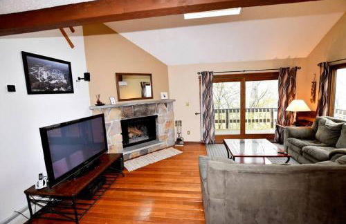 Ski-In Ski-Out Camelback Village Townhouse - 100 YDS From The Mountain - Foto 4