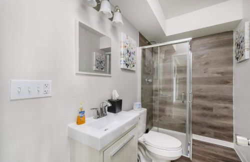 2BR Luxury Suite Near Henry Ford - Foto 24