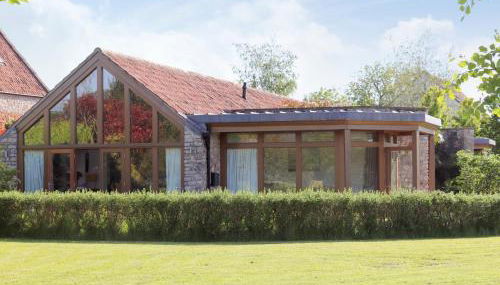 Mow Barton - Photo 1