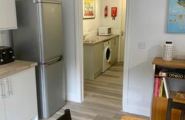 Modern Coastal Retreat, 5-Bedroom, 4-Bathroom Home, with Parking in Portsoy - Foto 30