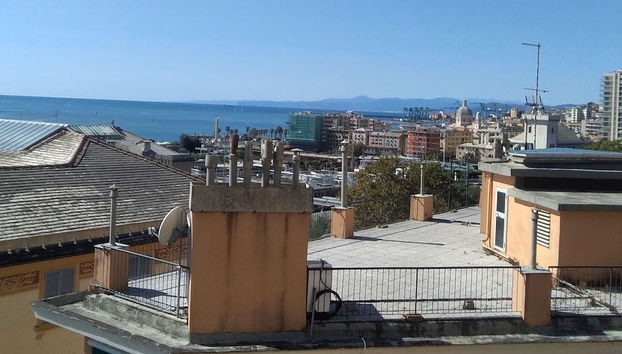 Spacious and naturally bright Bomboniera Rooftop Favors apartment - Foto 2, Imagen principal