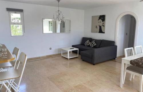 CYV Simple living near beach w pool in Fuengirola - Photo 17