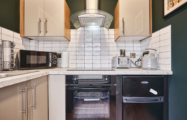 Snug at Clarence - Near Museum of Free Derry and Bloody Sunday Memorial - Foto 21