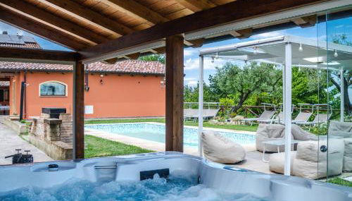 Casal Tartàn - Private Villa with SPA & Pool - Foto 2, Garden, sunbed, Garden view