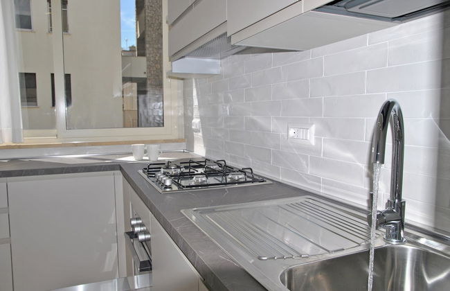 Sea Breeze Seafront Flat - Photo 19