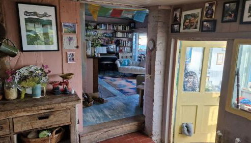 A Cosy Cabin at Cuckmere Haven - Photo 3
