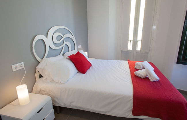 Apartamentos Terrazas de la Catedral - Photo 8