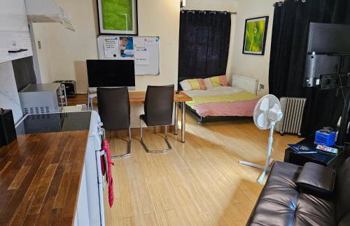 Umbrella Properties Private Apartment Birmingham - Photo 4