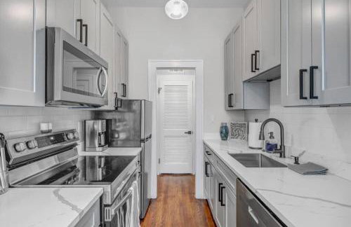 Renovated Apt - Blocks from Shoppes of Avondale - Foto 9