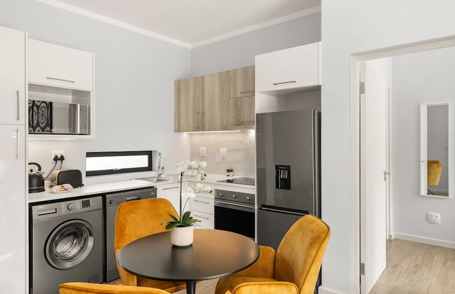 The Monroe Luxury Apartments - Photo 35