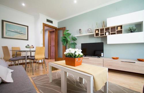 Apartamentos Adelfas - Photo 15