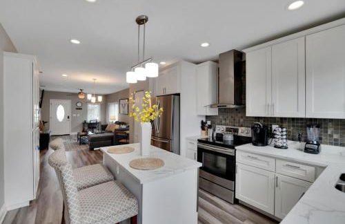 Cozy Bungalow Central Location Near Downtown - Foto 5