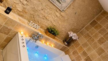Loft Suite de luxe - Jacuzzi - SPA - Balnéo Vendôme - Foto 5