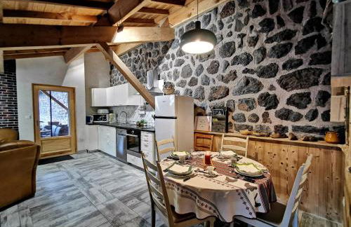 Gîte confortable près de la Cascade de la Beaume avec terrasses et parking privatif - FR-1-582-30 - Foto 17