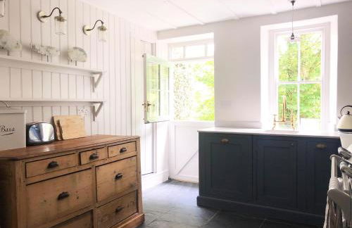 Castle Rock Llangrannog - Photo 5