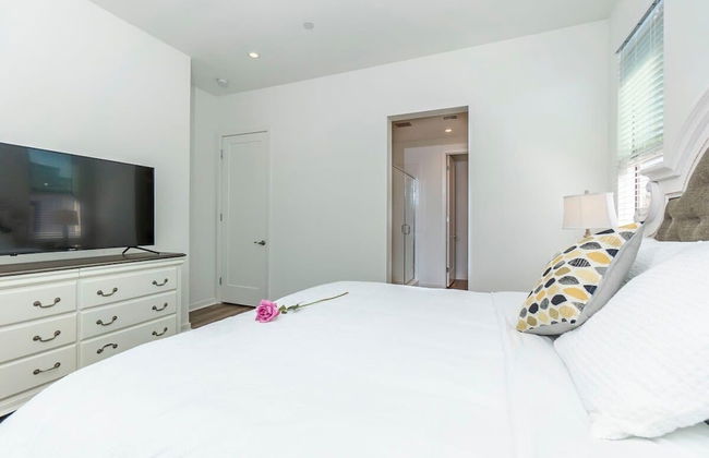 Master Bedroom With King Bed Central Location - Foto 8