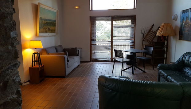 Coin salon dans le hall