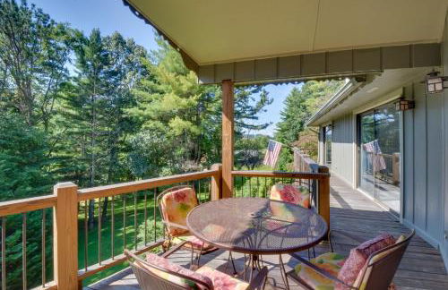 Stunning Dillard Home with Yard in Sky Valley! - Foto 32