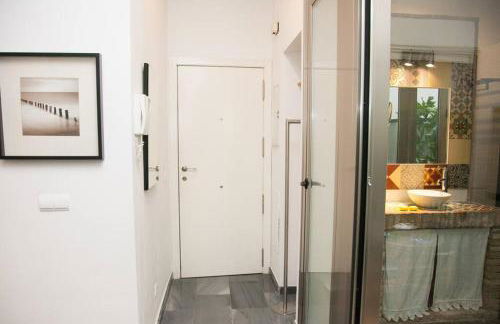 BEAUTIFUL SILENT APARTMENT Private Parking - Foto 3