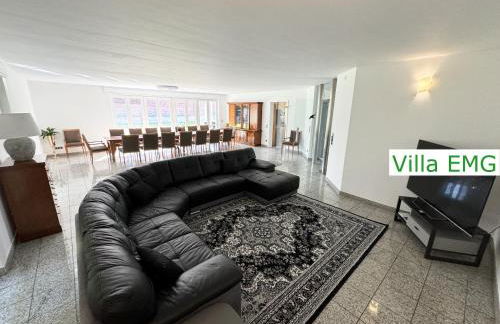 Ferienhaus Villa EMG Gelsenkirchen nah Essen Dortmund mit Pool und Garten für Familien Gruppen bis 21 Personen - Foto 28